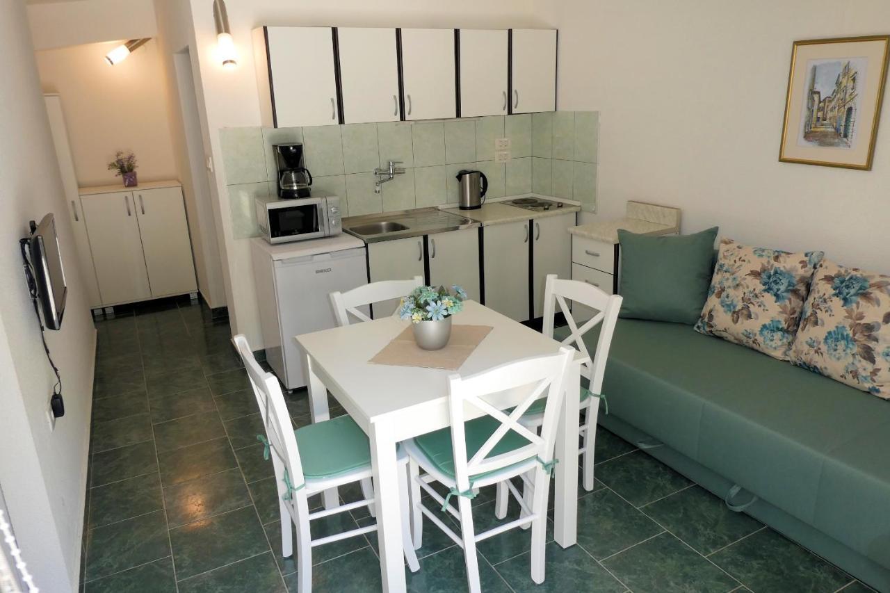 Zelena Oaza Apartment *